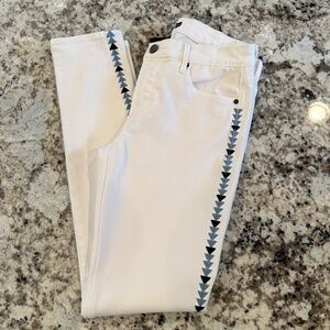 Embroidered White Jeans Size 27